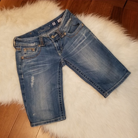 Miss Me Bermuda Size 25 Women's - Picture 2 of 5